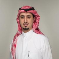 العويضه يحصل على درجة التميز في فئة الإداره على مستوى الوزاره