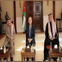 زيارة الشيخ موفق محمد سعود القاضي ووفداً من افراد بني خالد للديوان الملكي
